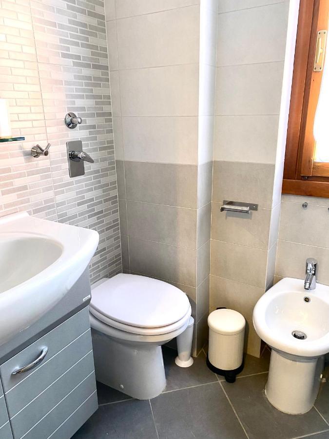 Monolocale Con Terrazzo Alle Porte Di Milano Bresso Extérieur photo